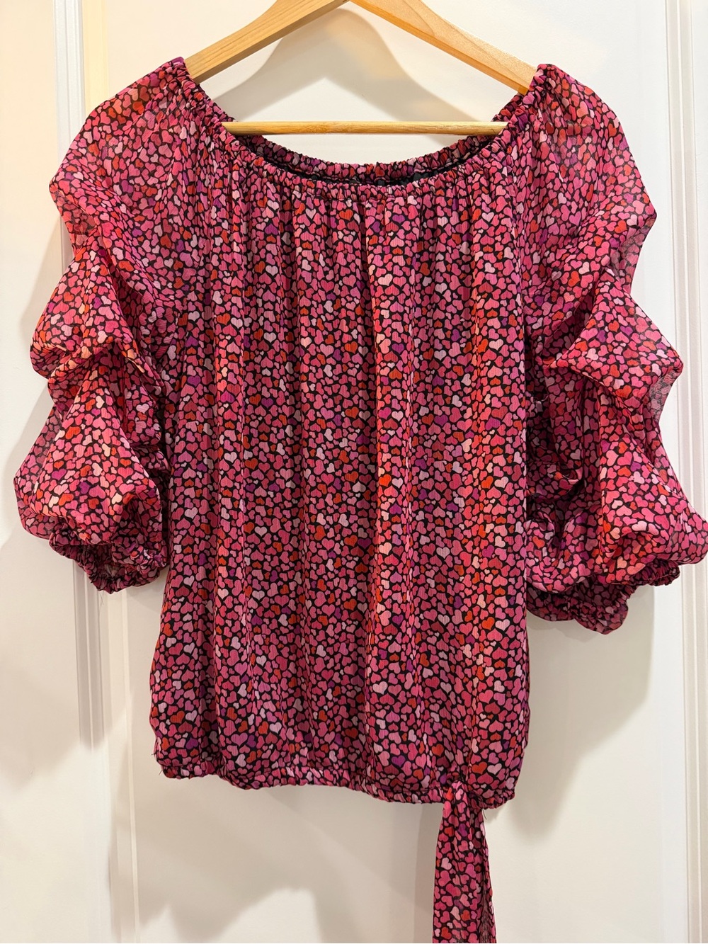 CeCe Pink Heart Print Off Shoulder Puff Sleeve Tie Hem Blouse Size Small